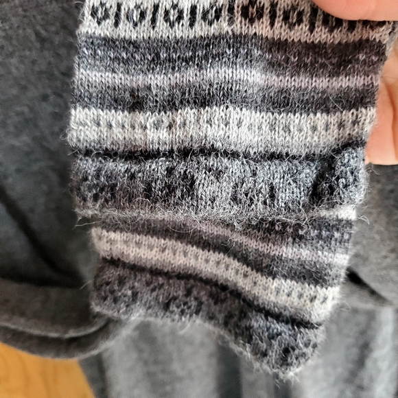 Frisenvang 100% Alpaca Grey Long Cardigan size Small - Picture 5 of 8
